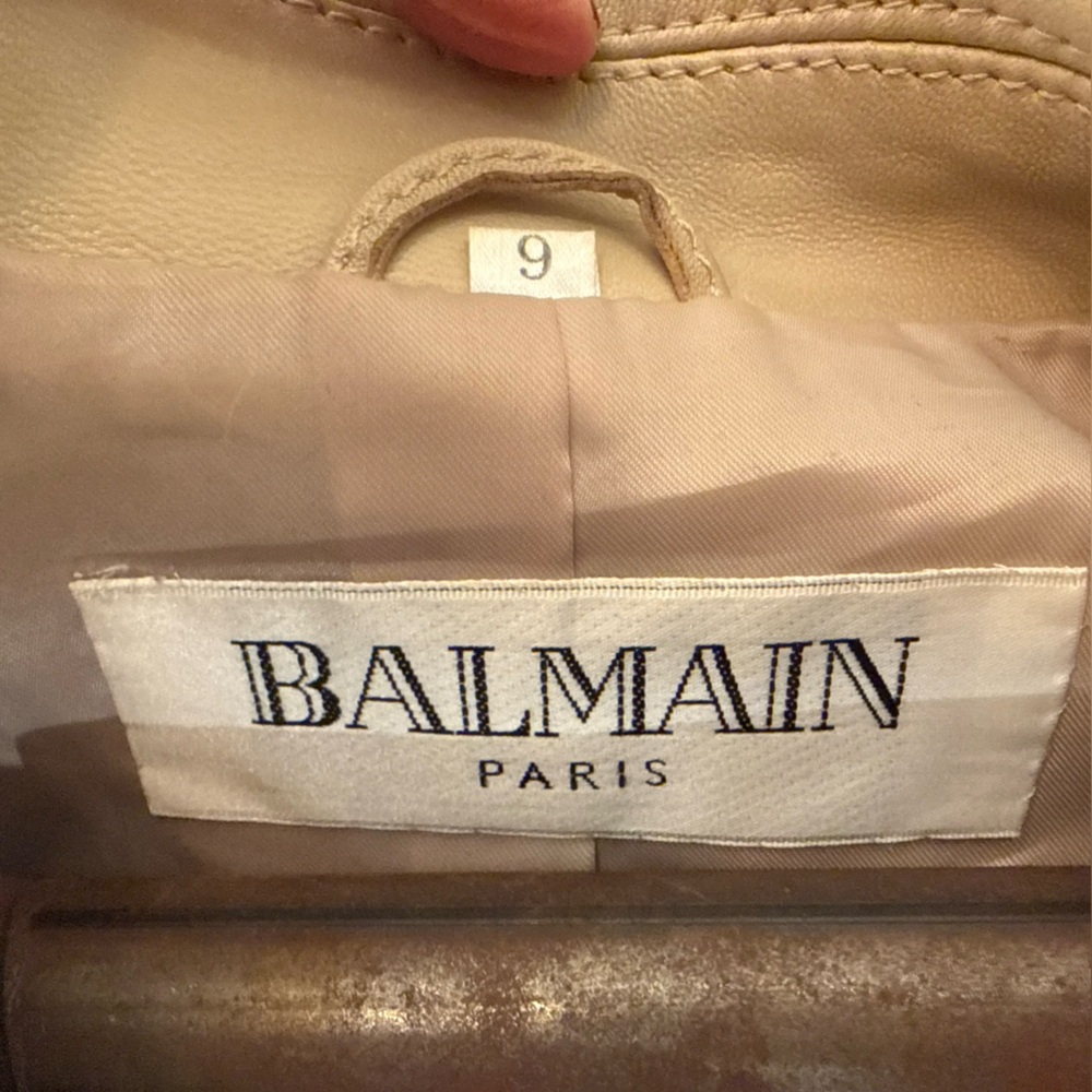 Balmain Paris Beige Women's Blazer - Elegant Neutral Tan NEW never worn. S